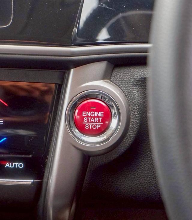 Honda city 1.5 sv i-vtec เกียร์ Auto ปี 2016 16