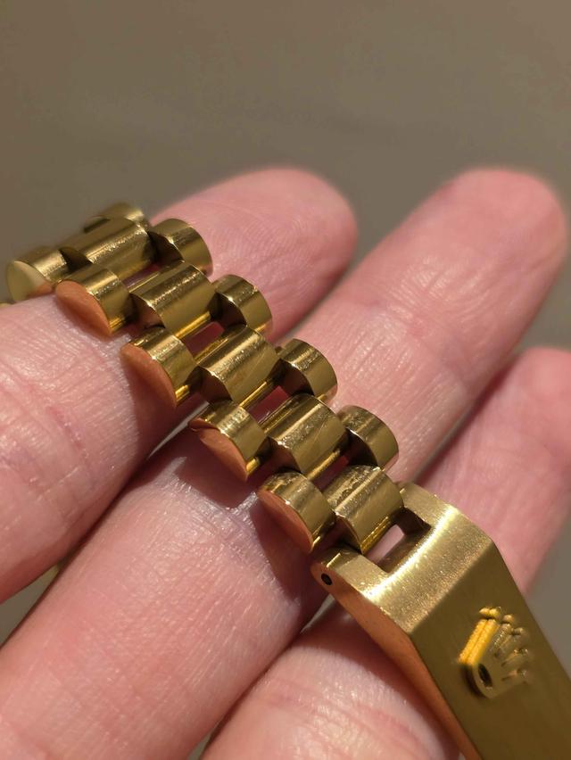 ของสะสม สร้อยข้อมือ ROLEX สวยสีทอง เก่าเก็บ น่าสะสม เดิมๆ หายาก เดิมๆ ขายตามสภาพ พร้อมส่ง รูปที่ 4