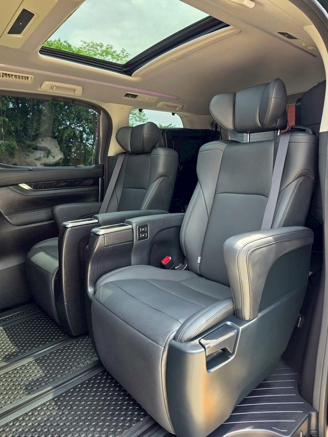 Toyota ALPHARD 2.5SC PACKAGE สีดำ ปี 2023 ไมล์ 28,000 กม. รูปที่ 12