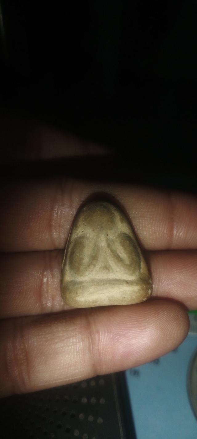 พระ ปต หลวงพ่อแก้ววัดเครือวัลย์ชลบุรีเนื้อผงพุทธคุณ