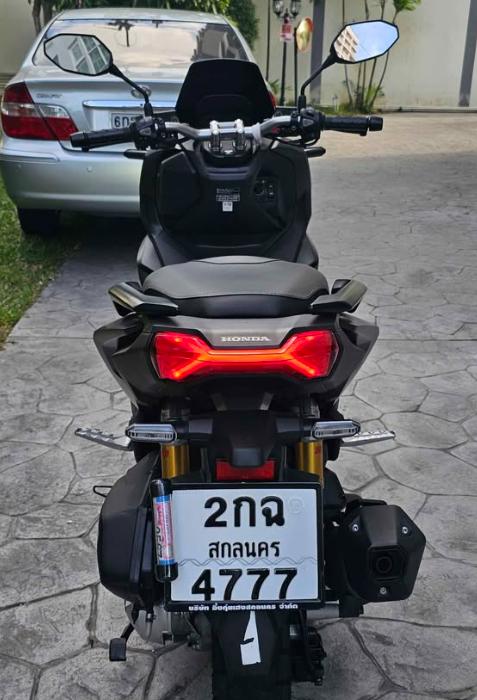 2023 Honda ADV160 5