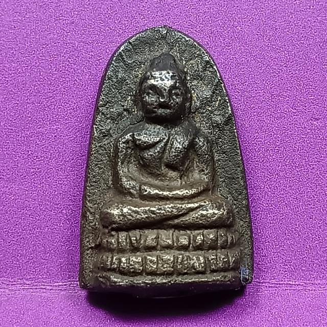 พระรอดละโว้หลวงพ่อเดิมวัดหนองโพ