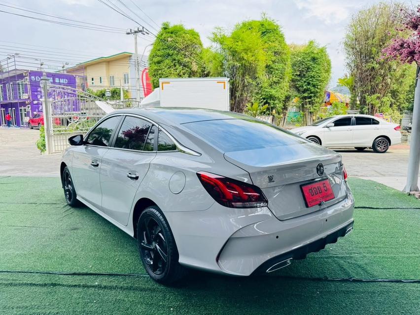 MG5 10th Anniversary Special Edition 7