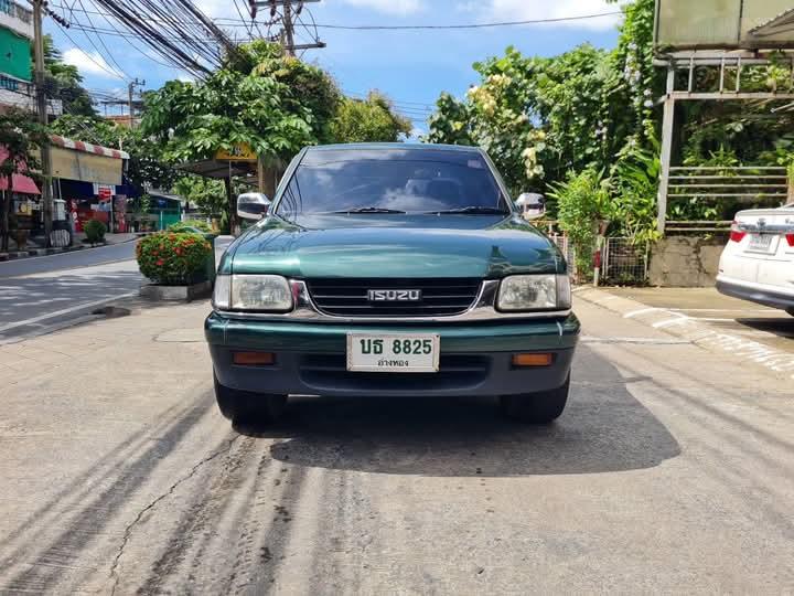 Isuzu Dragon Eyes ปี 1998