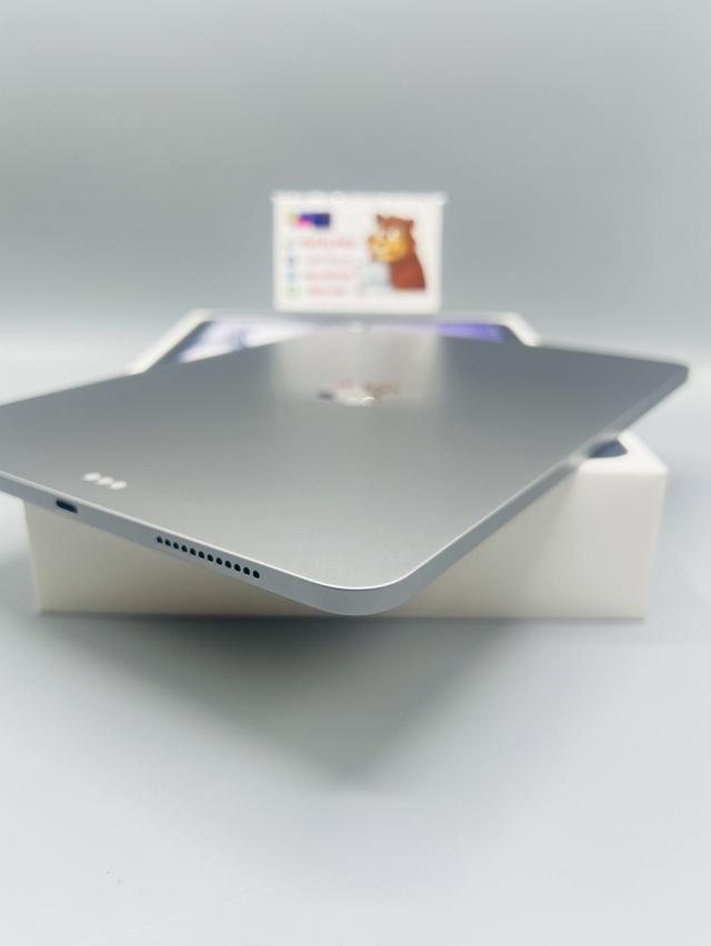 iPadAir7 256gb WiFi ประกันเกือบปี แบต100% นัดรับได้ครับ 5