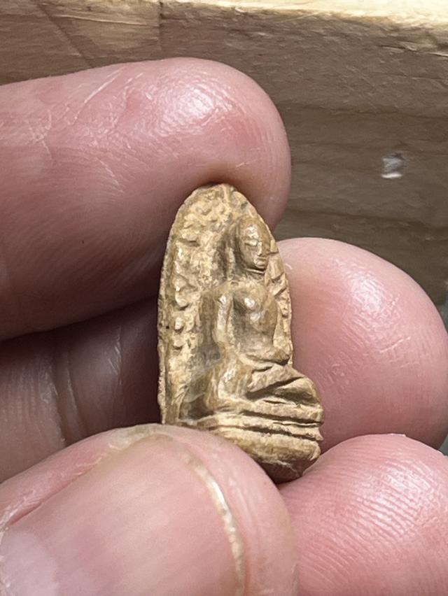 พระรอด เก่ากุมหาวัน จ.ลำพูน