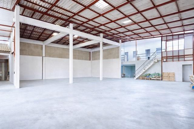 ใกล้รร.อัสสัมชัญธนบุรี 1 กม 450 ตร.ม. บางไผ่ บางแค สาย2-3 หมู่บ้านเศรษฐกิจ โกดังให้เช่า 4 นอน 4 น้ำ 2