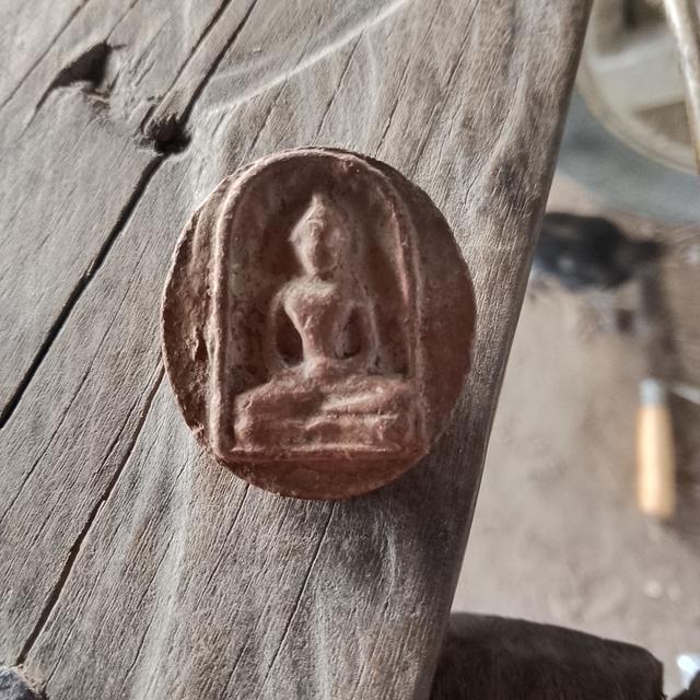 พระสมเด็จซุ้มกอหลังขดหอย