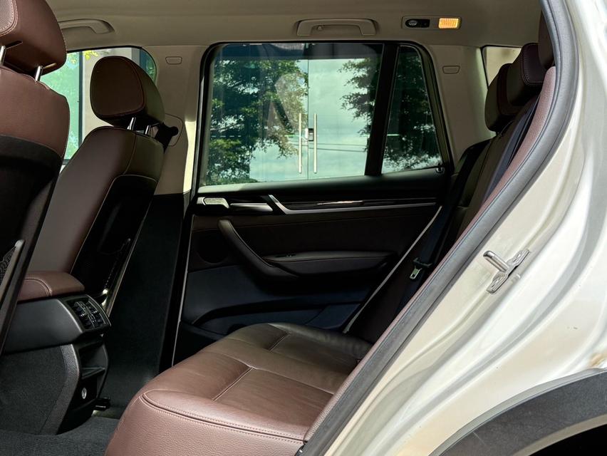 2016 BMW X3 LCI รถมือเดียวออกป้ายแดง รถวิ่งน้อย เข้าศูนย์ทุกระยะ ไม่เคยมีอุบัติเหตุครับ 14