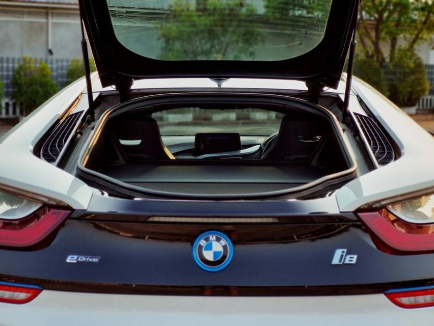 ขาย BMW I8 Pure lmpuis ปี15 14