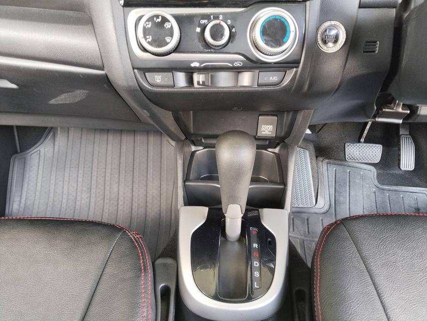 Honda Jazz GK 1.5 V+ (ปี 2015 จด 2016) เกียร์ CVT รูปที่ 12