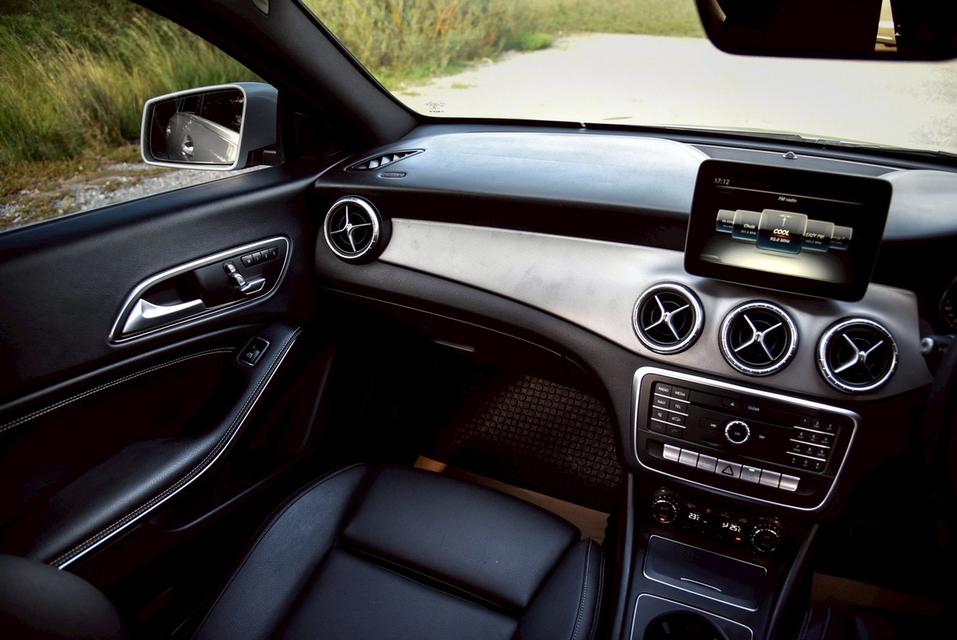 Mercedes-Benz CLA250 AMG Dynamic [W117] AT 2017 พร้อมขับ 15