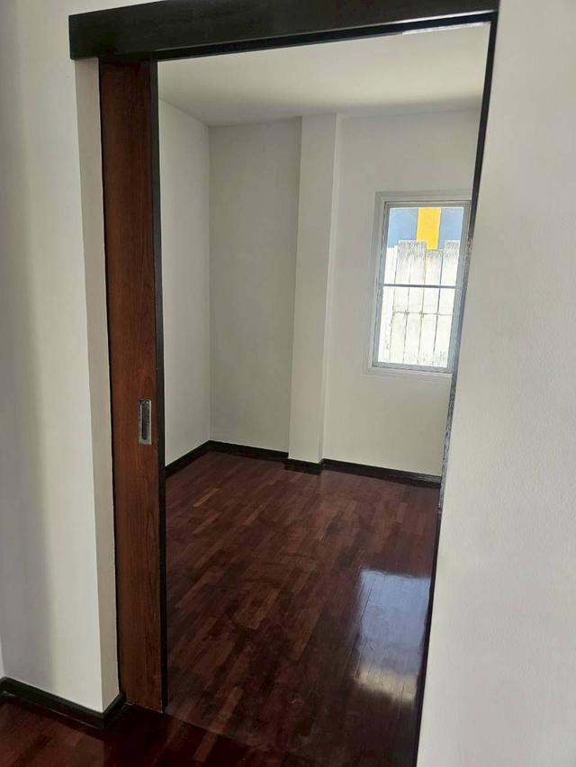 ขาย โนเบิลทารา งามวงศ์วาน 96 ตารางวา 3 ห้องนอน 4ห้องน้ำ ถือกระเป๋าเข้าอยู่ได้เลย เจ้าของขายเอง สนใจติดต่อ 086-8303315 8