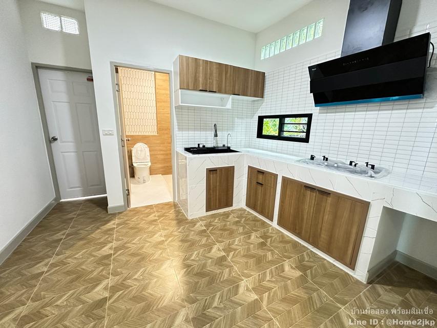 หมู่บ้านแสงอรุณ รามอินทรา 7