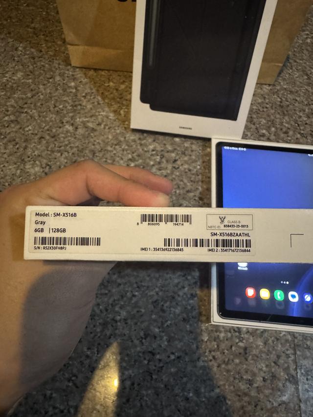 ขายSamsungTabS9FEสีGray128กิ๊กLTEใส่ซิมได้จอขาวจั๊วรีได้อัพได้ไม่ติดอะไรสภาพนี้หายากมากๆมีกล่องอีมี่ตรงถูกๆ 8