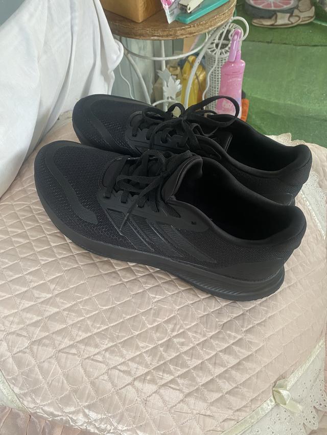 รองเท้า วิ่ง adidas สีดำ size 44.5