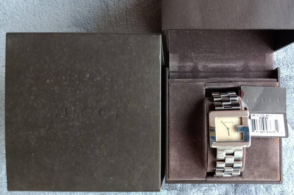 14.Gucci 3600M ระบบ Quartz หน้าปัด 35 mm. สายยาว 17.5 mm. พร้อมกล่องแท้