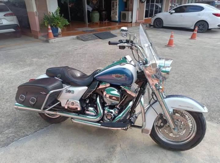 Harley Davidson Road King 2015 3