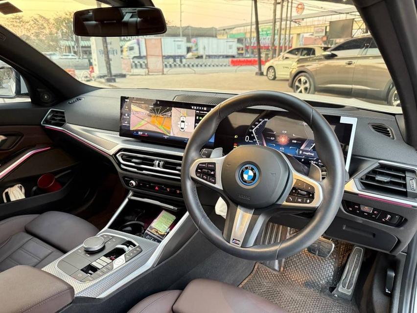 2024 BMW 330e M Sport LCI รถใหม่ไมล์ 6พัน คุ้มไปเกือบล้านบาท 12