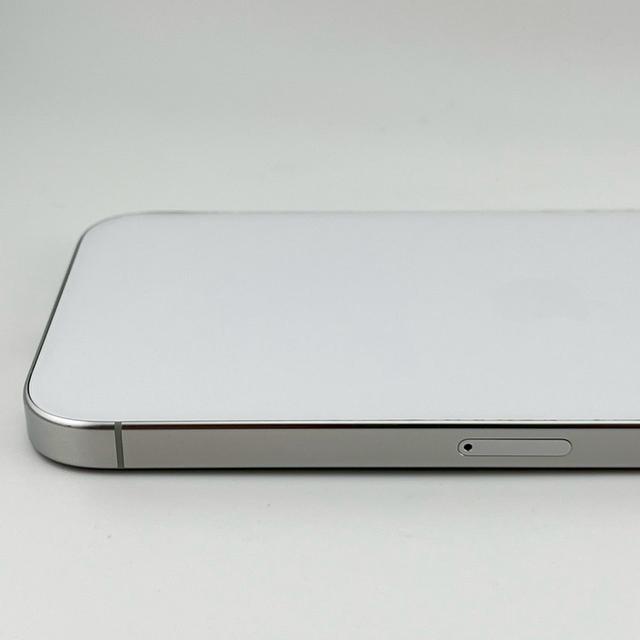 iPhone 16 Pro Max 512 GB | PE150 รูปที่ 5