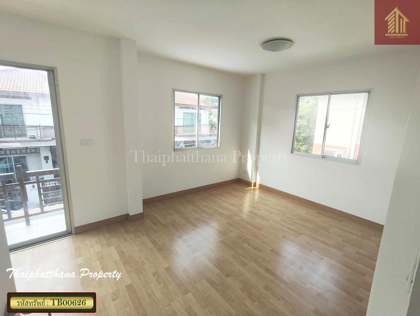 เอโทล มัลดีฟส์ ปาล์ม บางนา-วงแหวน 5