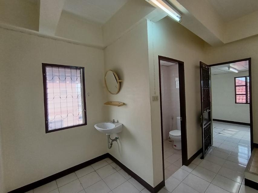 ขายอาคารพาณิชย์ 3ชั้นครึ่ง  ริมถนนเอกชัย 109 ถนนเมน ทำเลค้าขาย เขตบางบอน จังหวัดกรุงเทพมหานคร 7