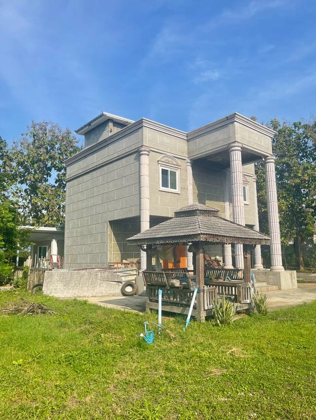 ที่ดินและบ้าน 1 หลัง 2