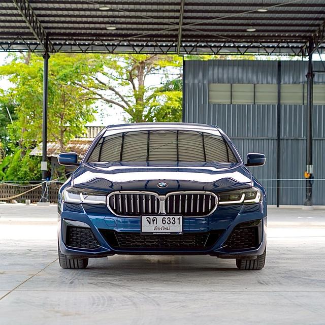 รหัสรถ 12AT6331 BMW 520d 2.0 M Sport ( G30 ) LCI | ปีจด : 2022