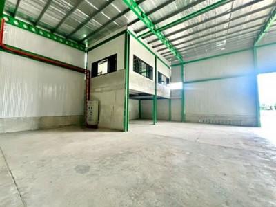 ให้เช่าโกดังเมืองระยอง ให้เช่าโกดัง ขนาด 990 ตรม. เนื้อที่ดิน 3 ไร่ 2 งาน (ล้อมรั้วรอบขอบชิด สามารถขอใบอนุญาต รง.4 ได้ 7