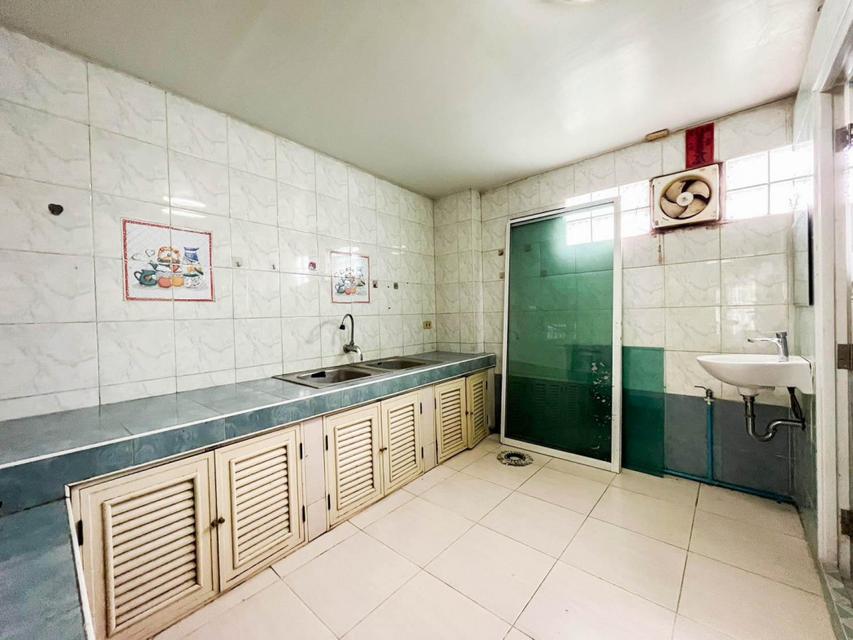 ขายถูกมาก !! ทาวน์เฮ้าส์ หมู่บ้านเพิ่มทรัพย์ บางแค ซอย 16 ใกล้ถนนกัลปพฤกษ์ 2 ชั้น 19 ตรว 4