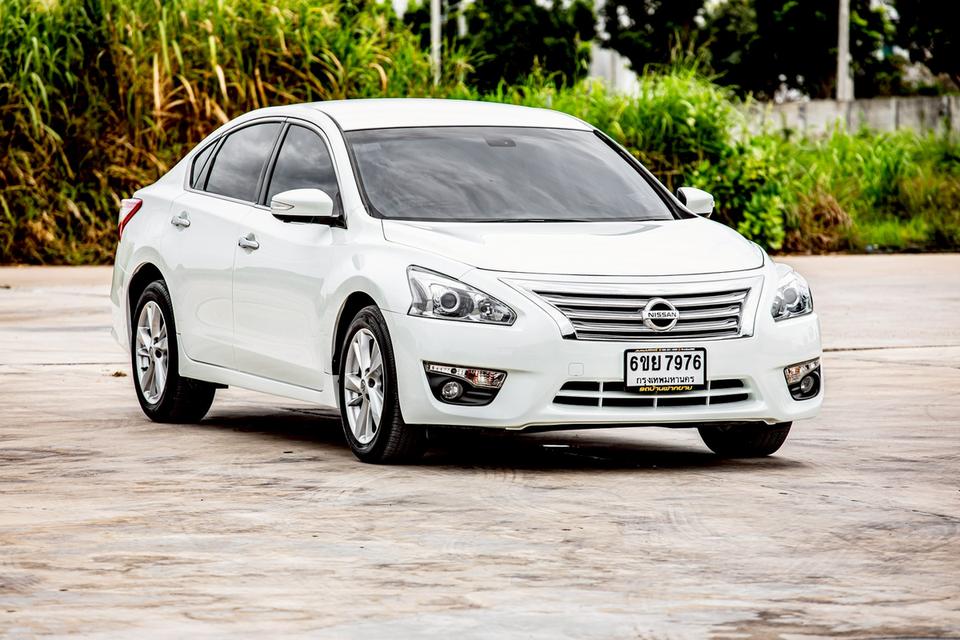Nissan Teana 2.0 XL ปี 2015 สีขาว มือเดียวป้ายแดง ไมล์แท้ 87,906 กิโลแท้