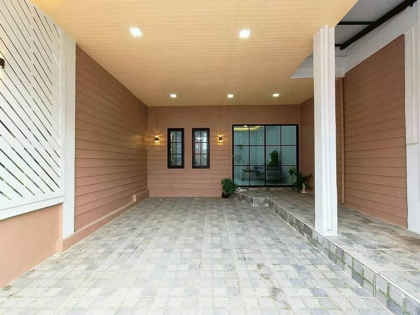 หมู่บ้านแดนทอง 2