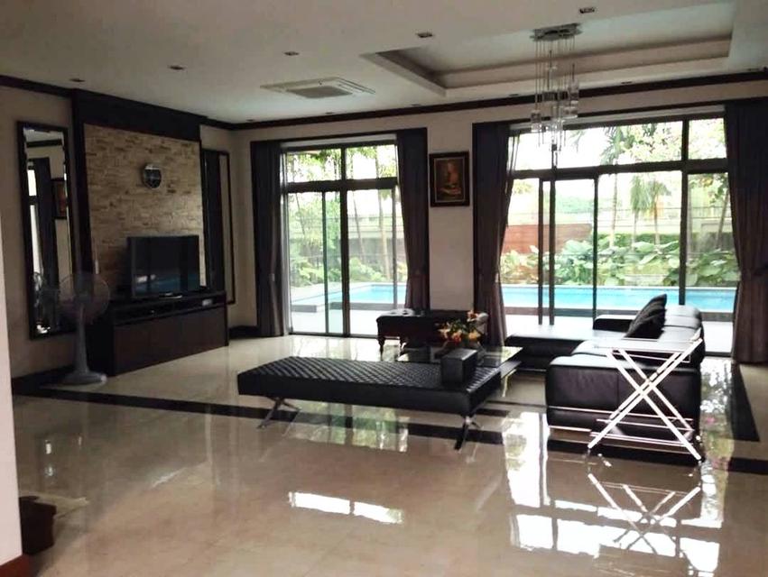 ขายบ้านเดี่ยวสวนหลวง ร.9 บ้านหลังใหญ่ที่ดิน 1 ไร่กว่า ถนนเฉลิมพระเกียรติ ร.9  เยื้องสวนหลวง บึงหนองบอน ทะลุกาญจนาภิเษก ออกบางนาตราด ศรีนครินทร์ 5