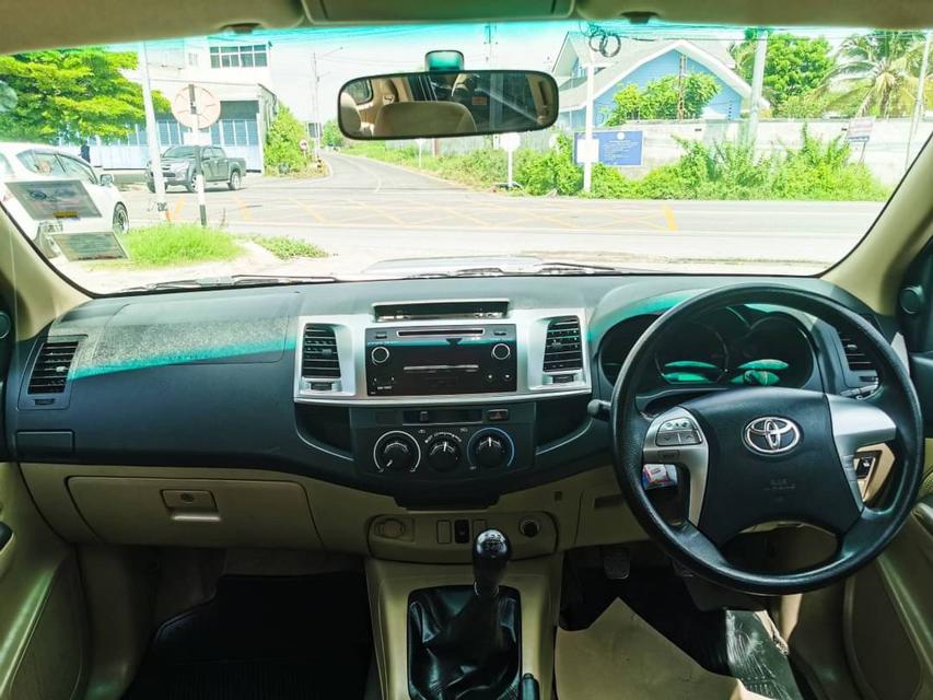 Toyota Vigo  2