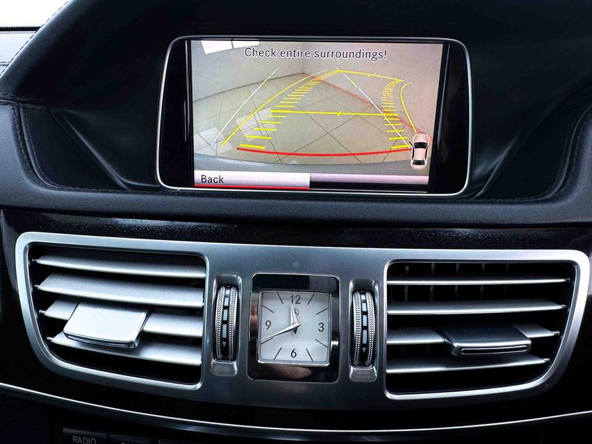 MERCEDES-BENZ E-CLASS E 300 [BlueTEC HYBRID] W212 ปี2015 (6B714) รูปที่ 11