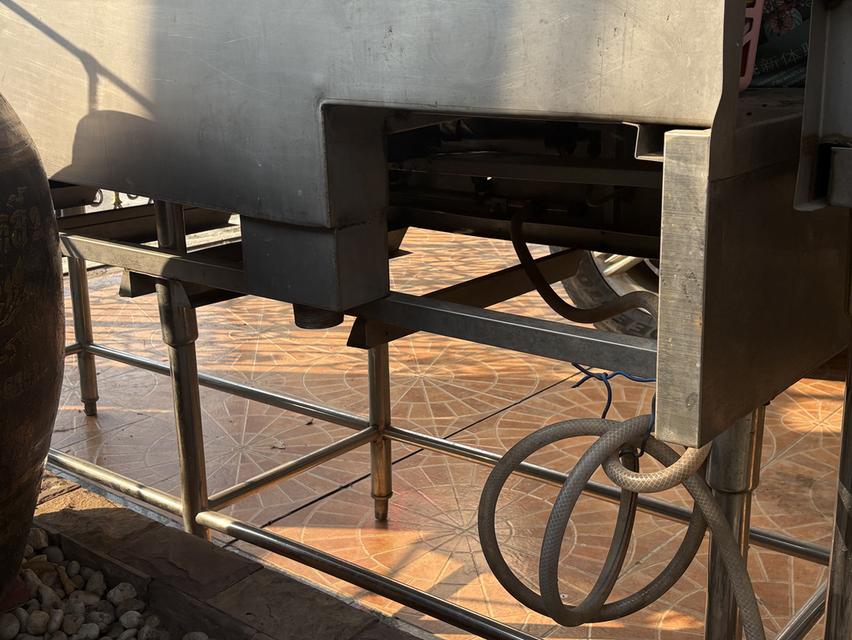 เตาแก๊สสแตนเลสสามหัวสแตนเลสชั้นดีระดับโรงแรมห้าดาวมือสองค่ะ รูปที่ 2