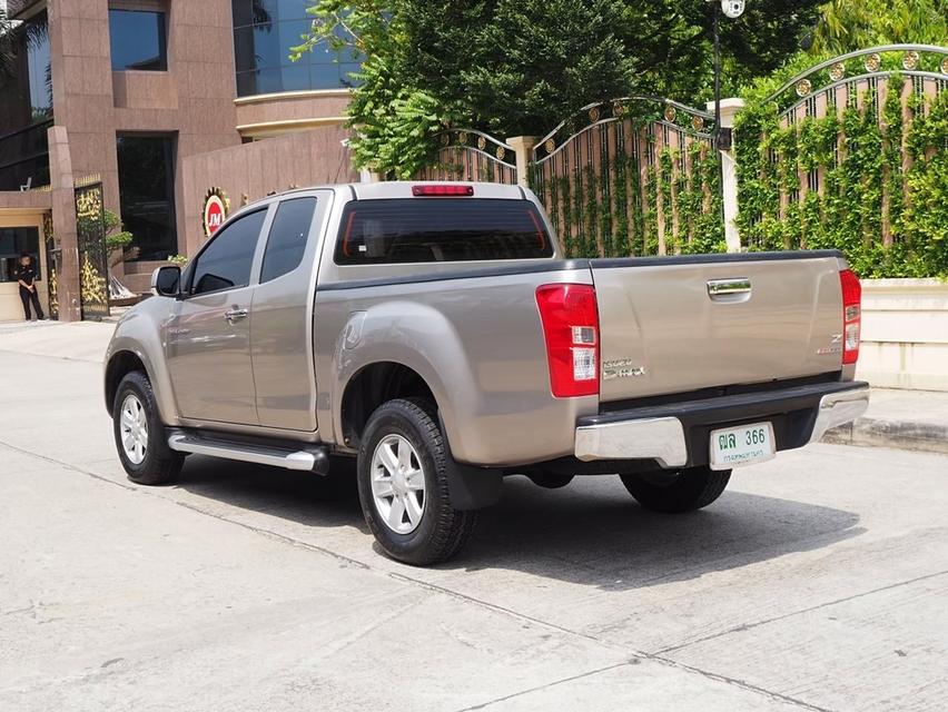 ISUZU D-MAX ALL NEW SPACECAB HI-LANDER 2.5 VGS Z ปี 2012 จดปี 2013 เกียร์MANUAL สภาพนางฟ้า