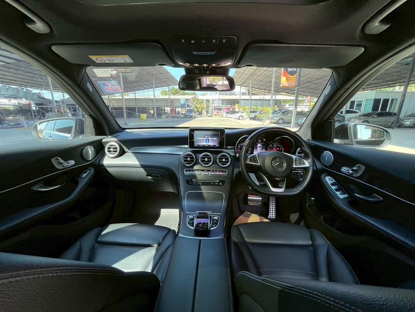 Mercedes-Benz GLC250d 4MATIC AMG Dynamic รถปี 2018 จดทะเบียนปี 2019 18