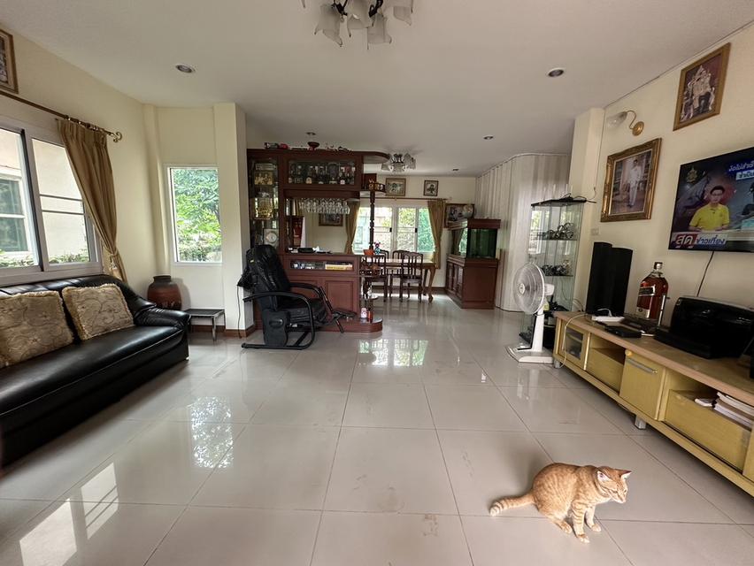 บ้านหลังใหญ่พื้นที่เยอะ ใกล้ทางด่วนจตุโชติ ขายบ้านเดี่ยว 2 ชั้นเนื้อที่ 83 ตรว.หมู่บ้านเดอะสวีทการ์เด้นวิลล์2 4ห้องนอน 4ห้องน้ำ เขตคลองสามวา กรุงเทพ 12