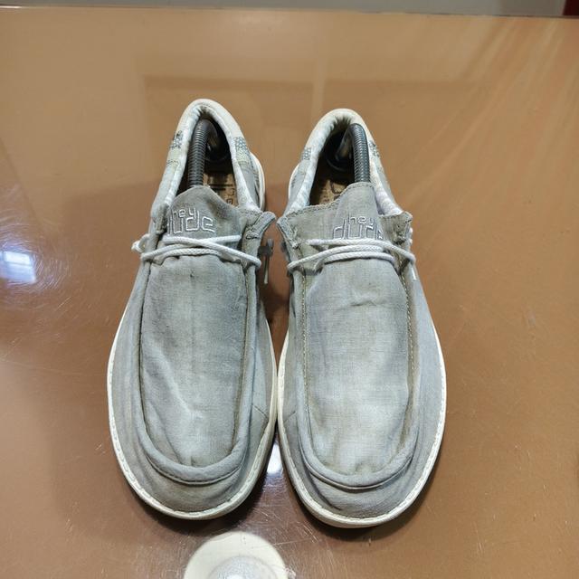 HEYDUDE รุ่น Wally Linen Natural Khaki (110791010) Size. 44/ 28 cm⭐⭐⭐⭐ Pre-owned/ Great Condition🔥 Price : 690฿ รูปย่อยที่ 3