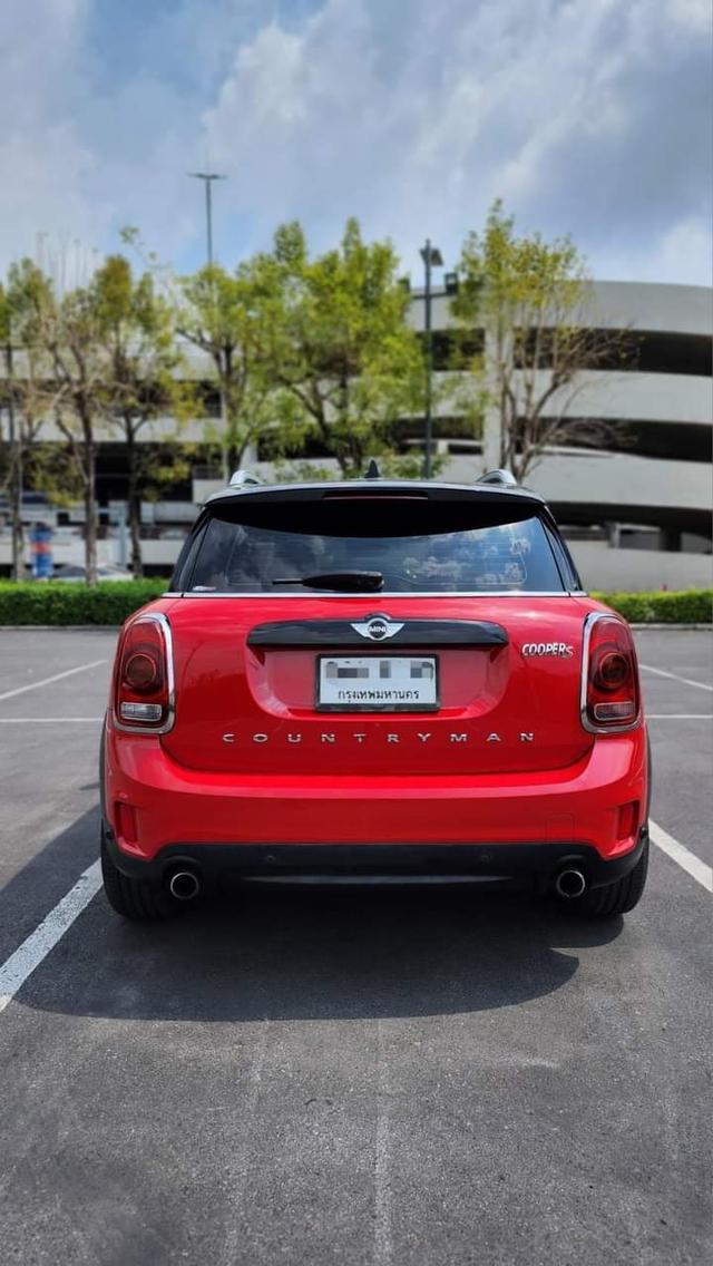 Mini Countryman สีแดง 8