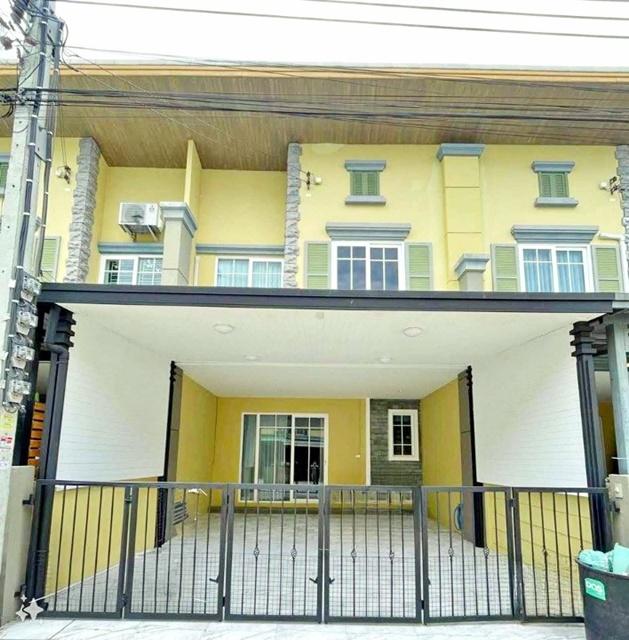 สุขสวัสดิ์-พุทธบูชา โลตัส ประชาอุทิศ ให้เช่าทาวน์เฮ้าส์สุดหรู 2 ชั้น 4นอน 3 น้ำ 22 ตร.วา. 180 ตร.ม.. จัดเต็มเฟอร์ฯ ตลาดส 2