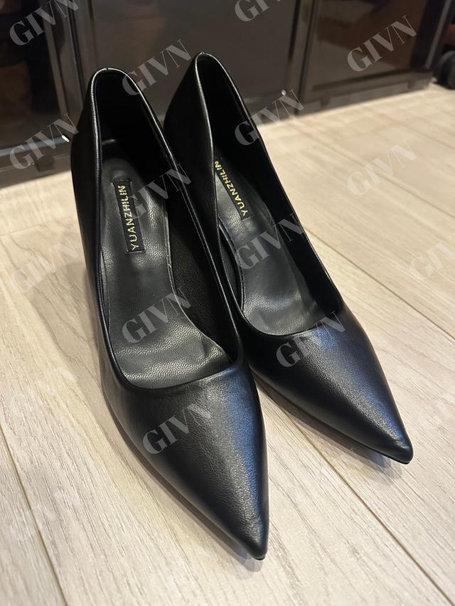 รองเท้าส้นสูงหัวแหลม  2