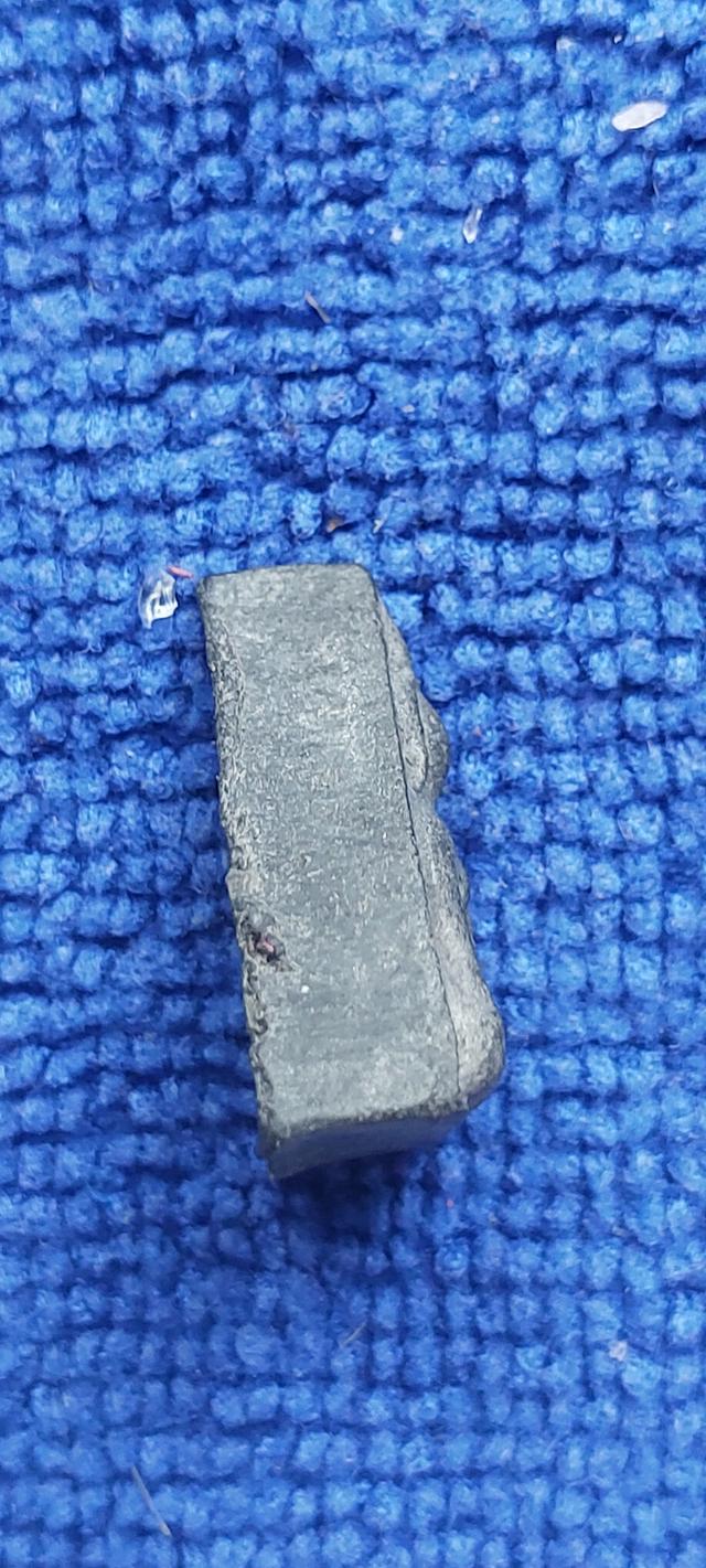 พระนางพญา หลังยันต์นะหลวงพ่อกวย รูปที่ 3