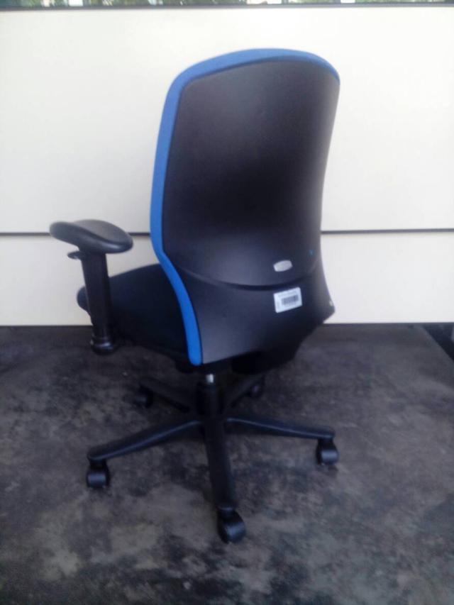 เก้าอี้สำนักงานมือสอง (มีจำนวน200) Brand Okamura 2