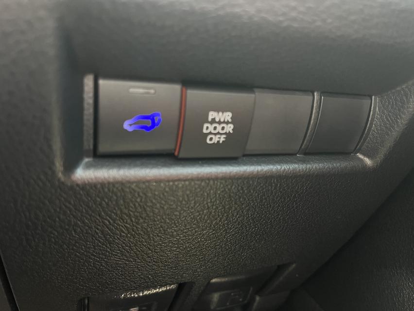 Toyota Majesty 2.8 Premium auto รถสวยตรงปก โทร. 0922639576 เอ๋ รูปที่ 17