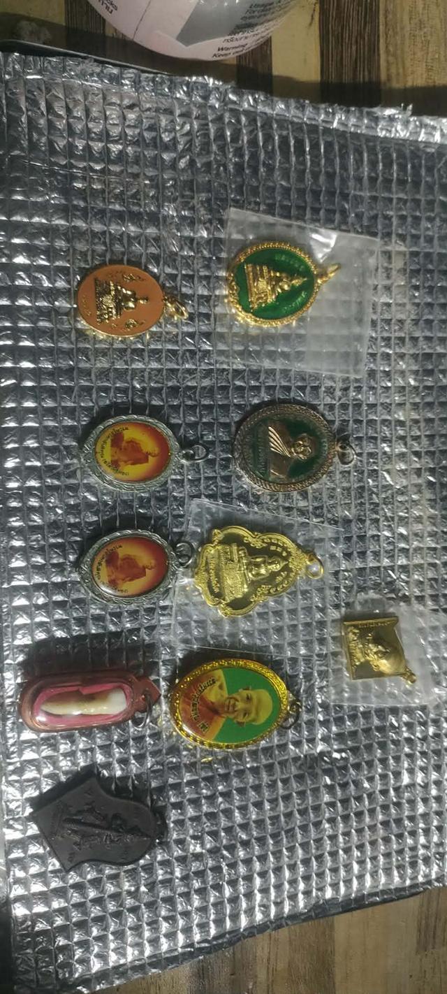 ไห เเจกัน ของสะสม พระเครือง