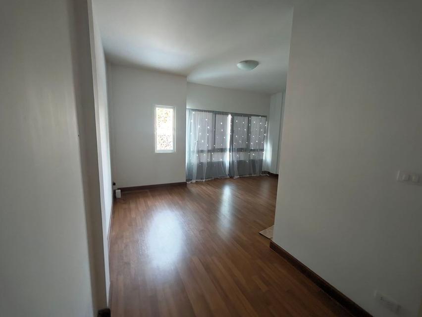 ขายทาวน์โฮม 3 ชั้น 3 ห้องนอน หมู่บ้านเดอะริคโค้ทาวน์ วัชรพล 20.6 ตร.ว. ใกล้ทางด่วนรามอินทรา/รถไฟฟ้า รองรับ EV Charger 7