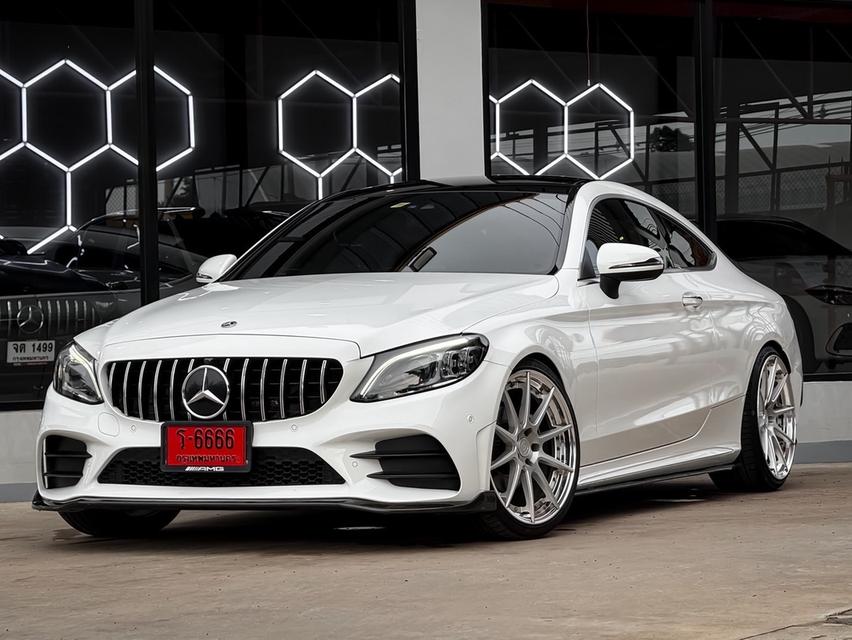 รหัสรถ MCA6666 Mercedes-Benz C 200 COUPE AMG FL 2.0 ปี 2022 จดทะเบียน 2023 | ชุดแต่ง FULL CARBON ล้อ G-FORGED