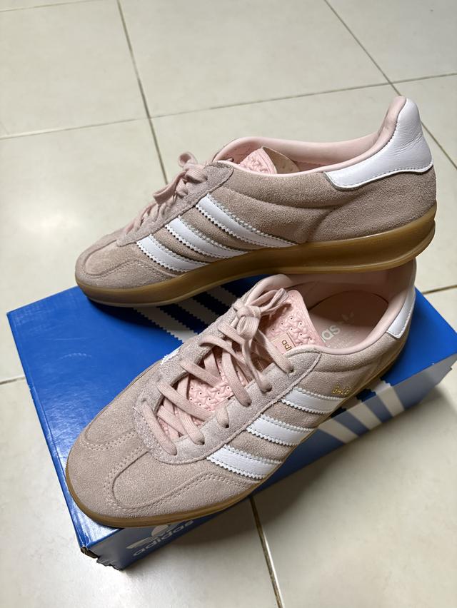 รองเท้า adidas gazelle indoor sandy pink  2